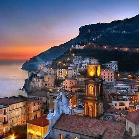 Amalfi Coast Palace In Minori Apartment Exterior photo