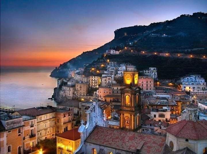 Amalfi Coast Palace In Minori Apartment Exterior photo